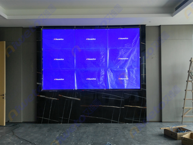 Aiweto系列9臺(tái)55寸高清液晶拼接屏進(jìn)駐:溫州青山控股集團(tuán)會(huì)議室